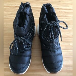 Thermoball Waterproof Lace Up Winter Boots - Women's